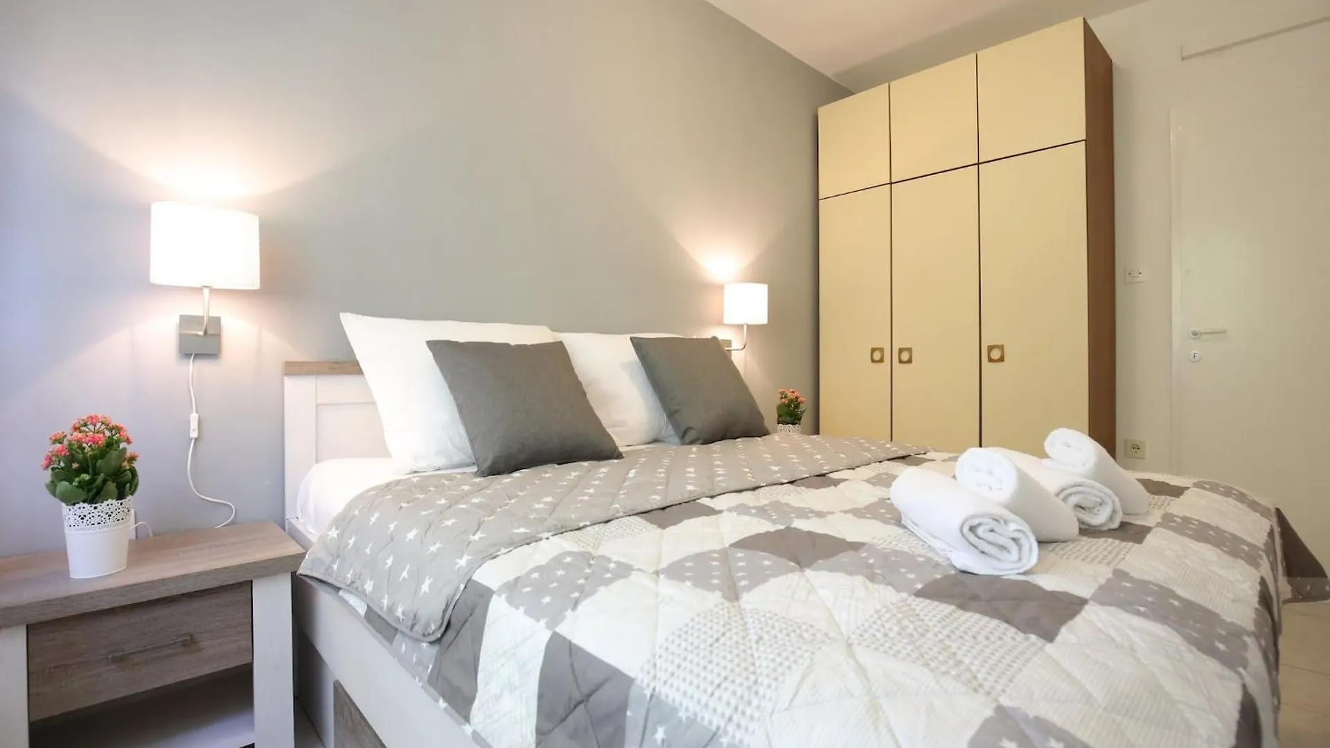 Scenic Holiday Home In Bibinje Near Sea