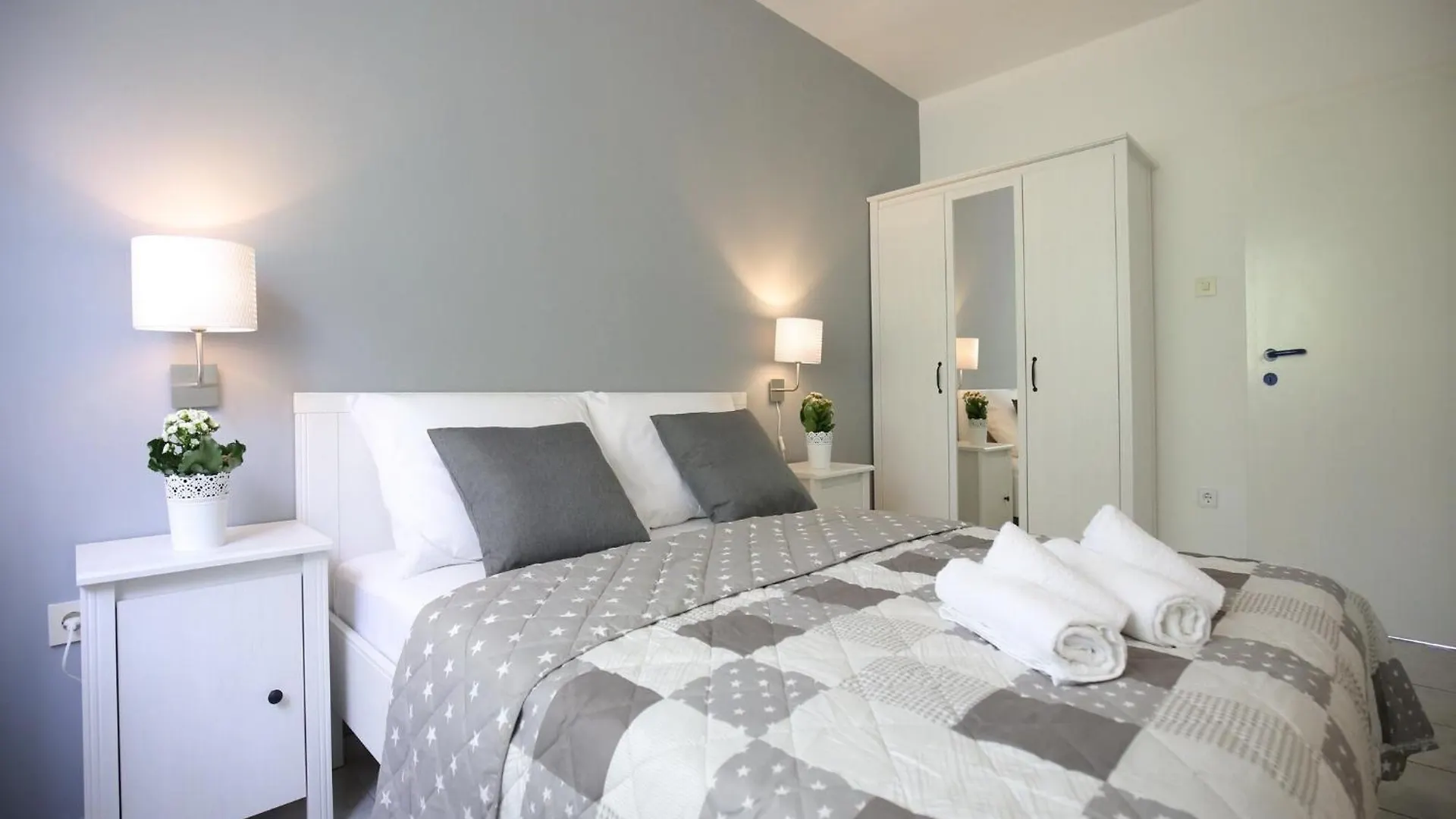 Scenic Holiday Home In Bibinje Near Sea