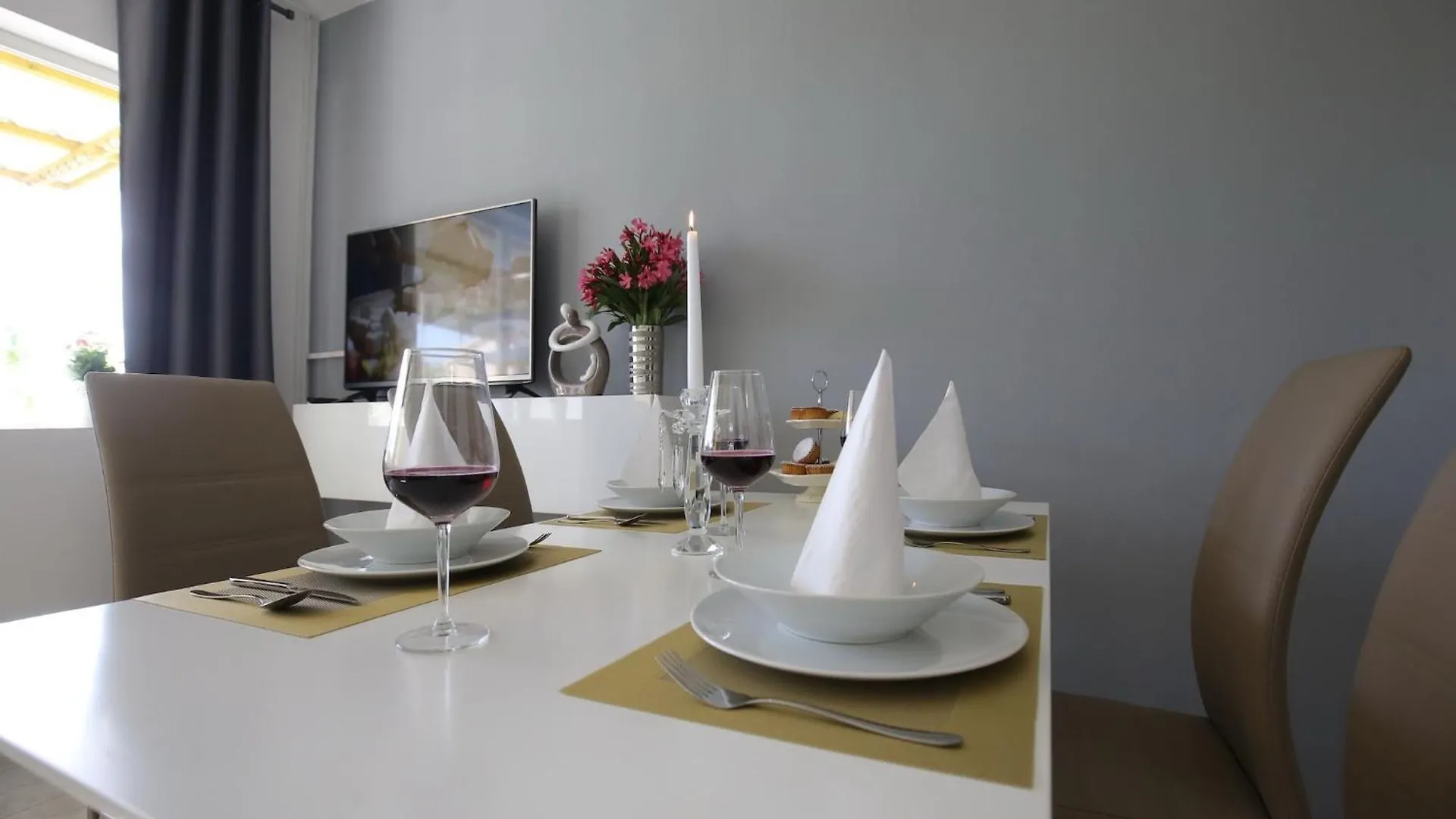 Scenic Holiday Home In Bibinje Near Sea