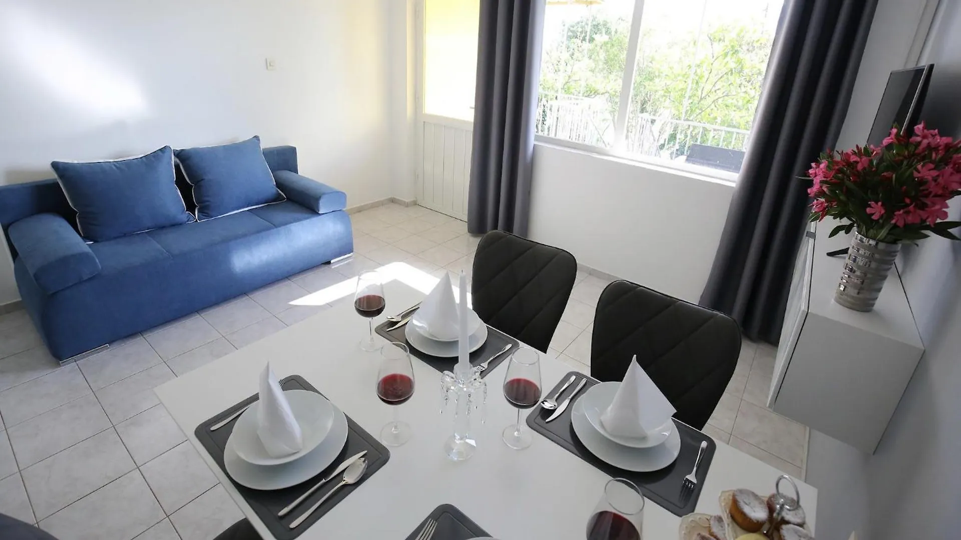 Scenic Holiday Home In Bibinje Near Sea 0*,