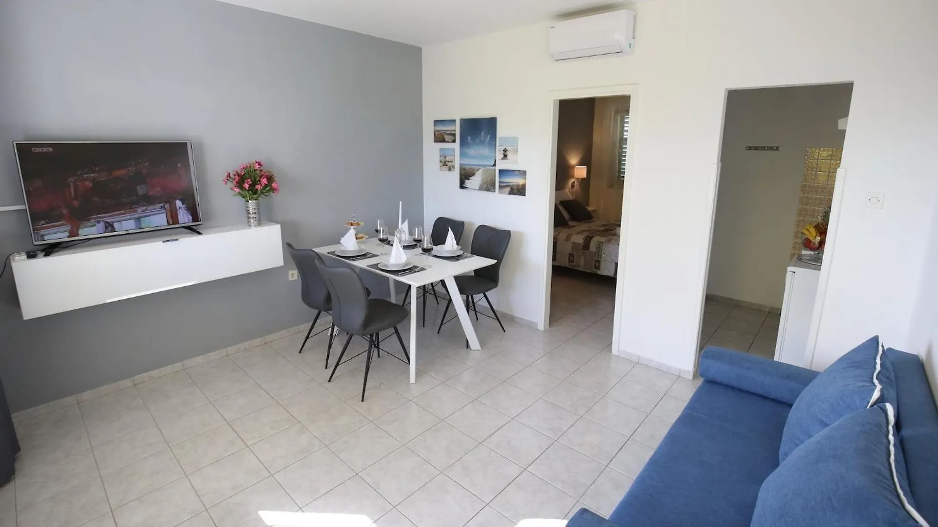 Scenic Holiday Home In Bibinje Near Sea